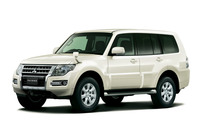 「三菱パジェロ」、人気のオプションを標準装備