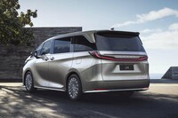 「レクサスLM」が正式にデビュー　4座仕様で価格は2000万円の画像