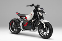 「ライディングアシスト-e」