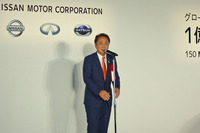 式典には追浜工場のある神奈川県横須賀市の上地克明市長も登壇。「市民の一人として、追浜工場で『リーフ』が生産されることをうれしく思います。新型が世界を席巻することを夢見ています」と話した。