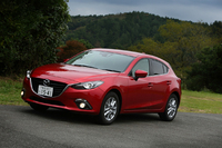 マツダ・アクセラスポーツ15S