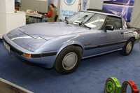 ドイツのエッセンで開催された「テヒノクラシカ2011」で。「RX-7クラブヨーロッパ」のスタンドに展示された「サバンナRX-7」。