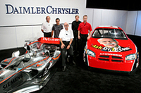 スター顔負け、ダイムラー・クライスラー会長がテレビCMで名演技の画像