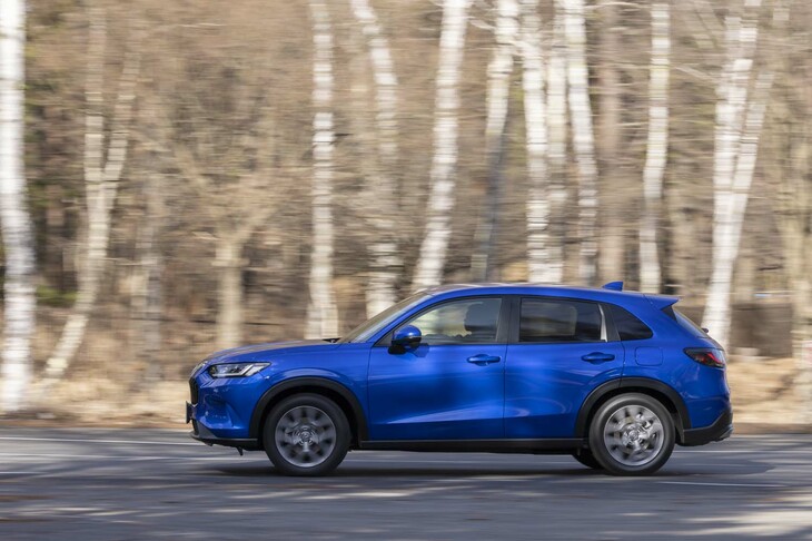 パワートレインは2リッターハイブリッドの「e：HEV」と1.5リッターガソリンターボの2種類。それぞれに「Z」と「X」の2グレードがあり、さらにどちらのグレードでもFFと4WDが選べる。