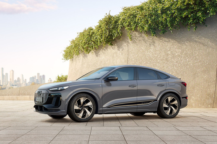 アウディQ6スポーツバックe-tron