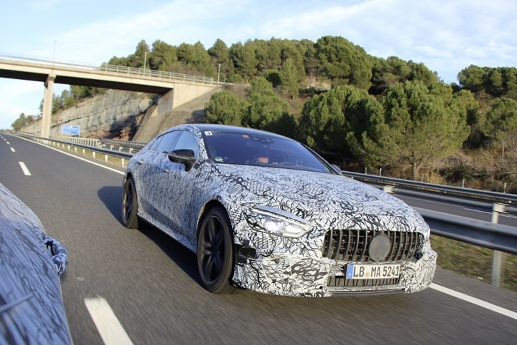 メルセデスAMG GT 4ドアモデル