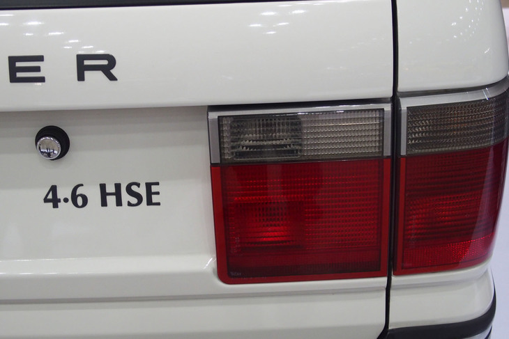 ランドローバー・レンジローバー4.6 HSE（2001年）／BRITISH LABEL