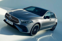 メルセデス・ベンツのエントリーモデルを担う「Aクラス」。全長4.4m台の、典型的なCセグメントハッチバックだ。