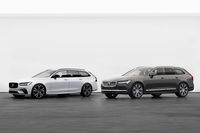 V90（左が「R-DESIGN」）