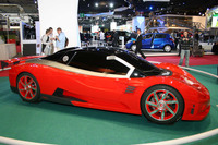 かつてはこのようなコンセプトカーも。2008年のパリモーターショーに展示された「ラーダ・レボリューションIII」。