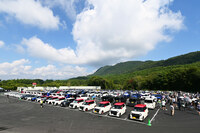 メイン会場となった群馬サイクルスポーツセンターの駐車場。好天に恵まれた一日だった。