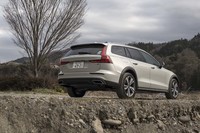 新型「ボルボV60クロスカントリー」は2019年4月に発売されたばかり。他の「60／90シリーズ」と同様、モジュラープラットフォーム「スケーラブル・プロダクト・アーキテクチャー」を採用している。