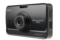 
	スタイリッシュなデジカメのように見える「ドライブマンTW-2」のフロントカメラ。外寸は幅約108mm×高さ66mm×厚さ34mm、重量は約111g。
	