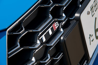 アウディTTSクーペ