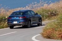 「X4 xDrive20d Mスポーツ」の燃費値はJC08モードが17.6km/リッター、WLTCモードが14.0km/リッター。今回の試乗では611.2km走行し、満タン法で13.3km/リッターを記録した。