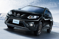 ダーククロムが特徴の日産エクストレイル登場