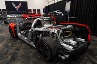 2020年の晩冬に米ラスベガスで催された試乗会にて、会場に展示された「C8」のカットモデル。