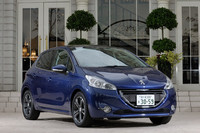 プジョー208シエロ（FF/4AT）／208プレミアム（FF/4AT）【短信】