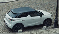 “パリの屋根”をモチーフにした「DS 3クロスバック」の特別仕様車発売の画像