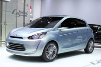 日本や欧州だけでなく、新興国にも投入される三菱のコンパクトカー「コンセプト グローバル スモール」。
