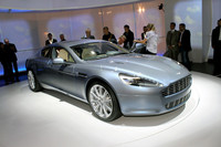 「アストン・マーティン ラピード」