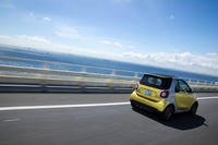 スマート・フォーツーカブリオ ターボ リミテッド（RR/6AT）【試乗記】の画像