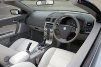 ボルボC70（FF/5AT）／C70 T-5（FF/5AT）【試乗記】の画像