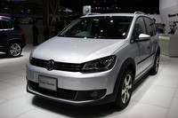 フォルクスワーゲン・クロストゥーラン：ファミリーカー界の救世主になる予感アリ！の画像