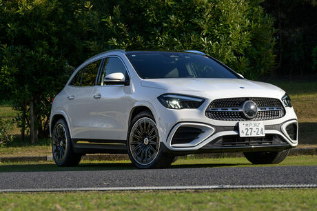 �����Z�f�X�E�x���c�̃R���p�N�gSUV�uGLA�v�ɁA�[�������́u�A�[�o���X�^�[�Y�v���o��B���sGLA�Ƃ��́A��...