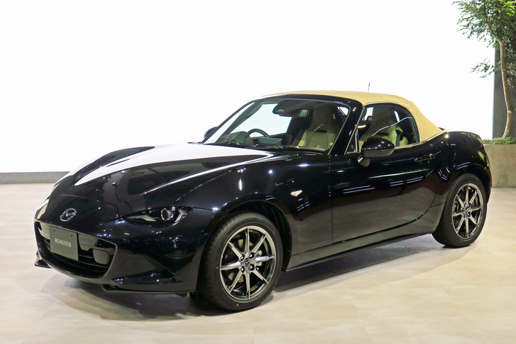 マツダ・ロードスターSレザーパッケージVセレクション