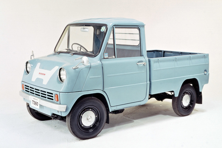 日本で初めてDOHCエンジンを搭載した市販車は、1963年に登場した「ホンダT360」。まさかの軽トラックだった。