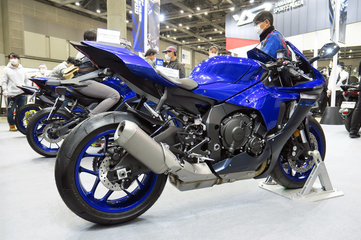ヤマハYZF-R1