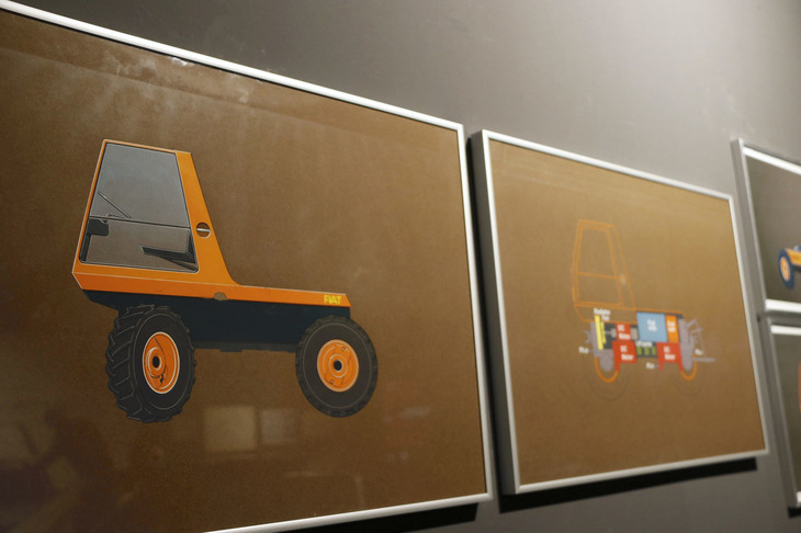 マンズーは30年の短い生涯のなかで、ハイブリッドのトラクターも考えていた。2021年、トリノ自動車博物館の企画展から。