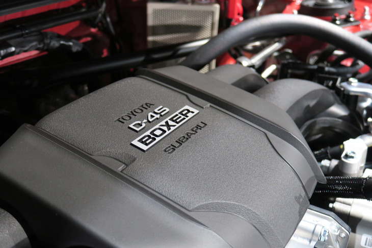 トヨタGR 86（「FA24」型2.4リッター水平対向4気筒エンジン）