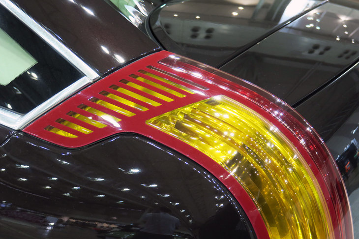 シトロエンC6エクスクルーシブラウンジパッケージ（2007年）／アウトニーズ