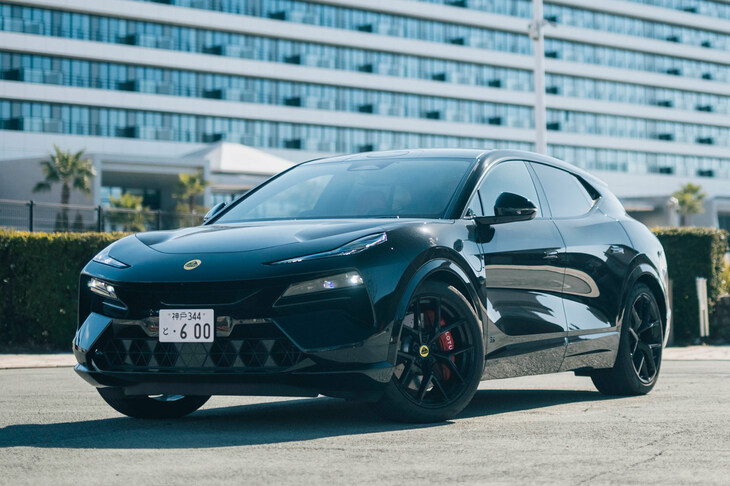 電動SUVの「エレトレ」。全長5mを優に超える、車重2.5t級の大型SUVだ。