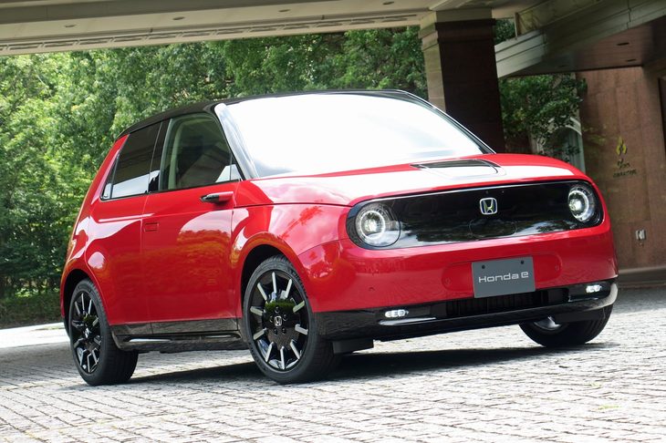 ホンダの新型コンパクトEV「ホンダe」。2020年8月27日に、いよいよ日本仕様の詳細が発表された。