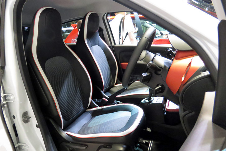 ルノー・トゥインゴ パックスポール（フロントシート）