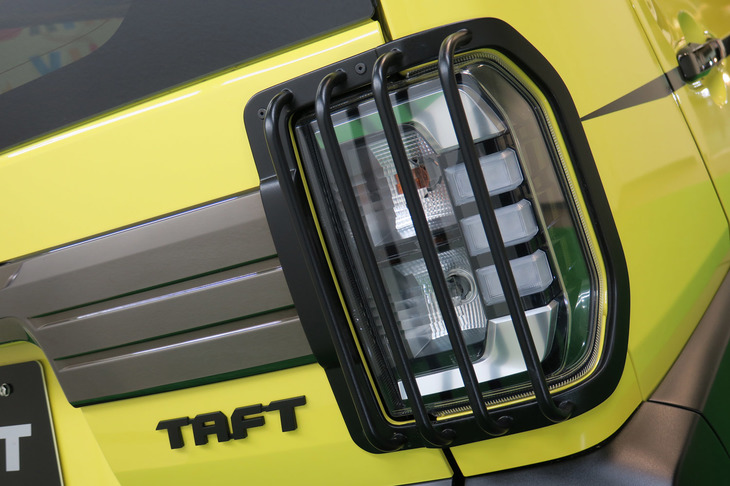 ダイハツ・タフト クロスフィールドVer.（リアコンビランプ）