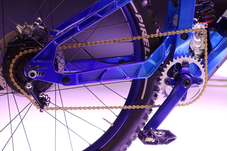 ヤマハY-00Z MTB（電動パワーステアリング付きのeMTB）