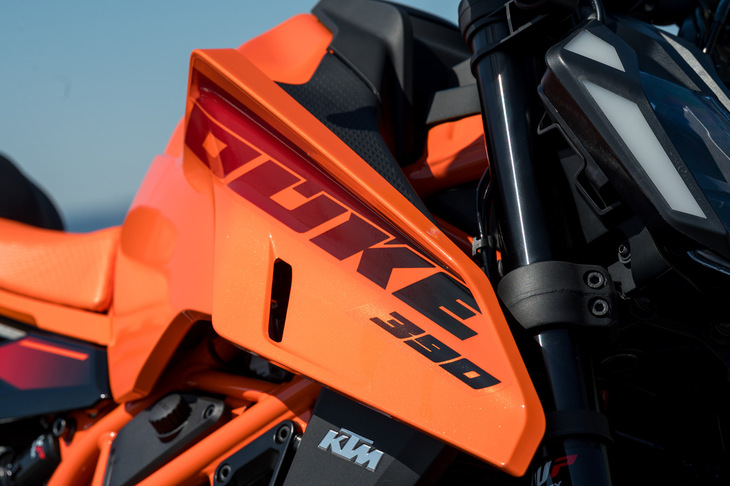 KTM 390デューク