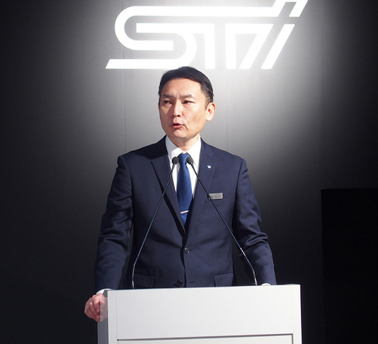 次期「レヴォーグ」のプロジェクトゼネラルマネージャー、五島 賢氏。東京オートサロン2020のプレスカンファレンスにおいて、同モデルを「スバルのグランドツーリング思想の現時点における究極の結実」と紹介した。