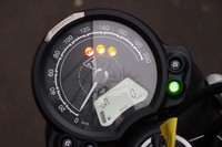 新デザインのメーターパネル。