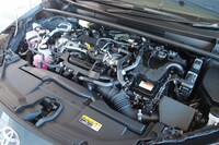 新型「プリウス」のパワートレインは3種類。ハイブリッド車には1.8リッターと2リッターの2種類が用意され、プラグインハイブリッド車にはより高出力な2リッターユニットが搭載される。