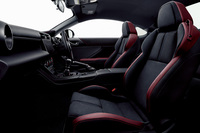 「スバルBRZ」に追加設定された「STI Sport」グレードのインテリア。