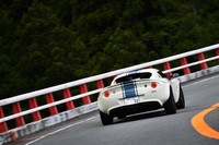 フロントのブレーキキャリパーはAPレーシング製。リアはブレンボ製のものが組み合わされる。