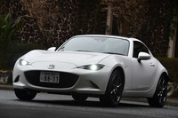 マツダ・ロードスターRF VS