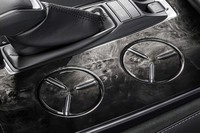 ベーシックグレードを基に装備を充実　「クラウン」の特別仕様車“エレガンススタイル”発売の画像