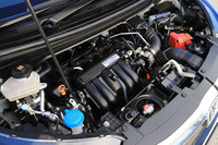 パワーユニットにはチューニングは施されていない。標準の「フリード」と同様、エンジンは最高出力110ps、最大トルク134Nmを発生する。