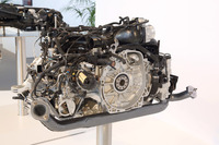 プレゼンテーション会場に展示されていた、水平対向4気筒ターボエンジン。最高出力と最大トルクは、「718ボクスター」では300psと38.8kgm、「718ボクスターS」では350psと42.8kgmとなっている。